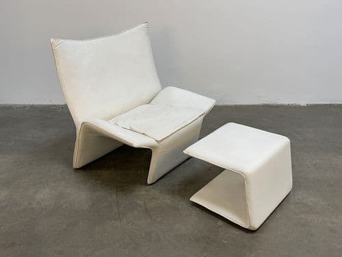 Arketipo Armchair with Ottoman