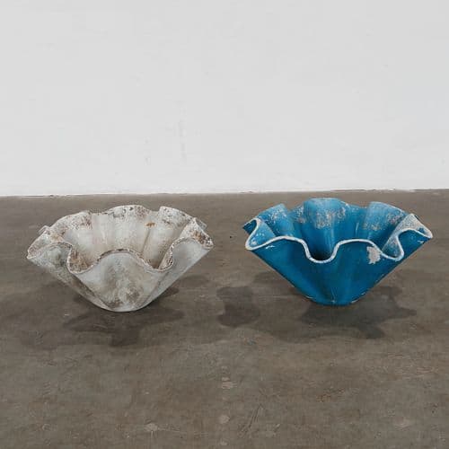 Willy Guhl, Pair of Large Clamshell Planters, 1960s