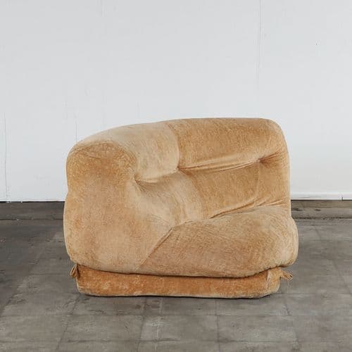 Rino Maturi for Mimo Padova, Nuvolone Corner Armchair, 1970s