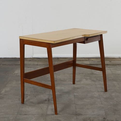 Mid-Century Italian Small Desk in the style of Gio Ponti, 1960s