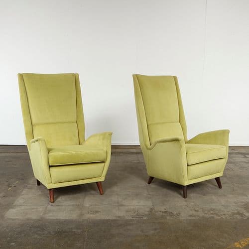 Gio Ponti for ISA Bergamo, Pair of Wingback Lounge Chairs, 1960s