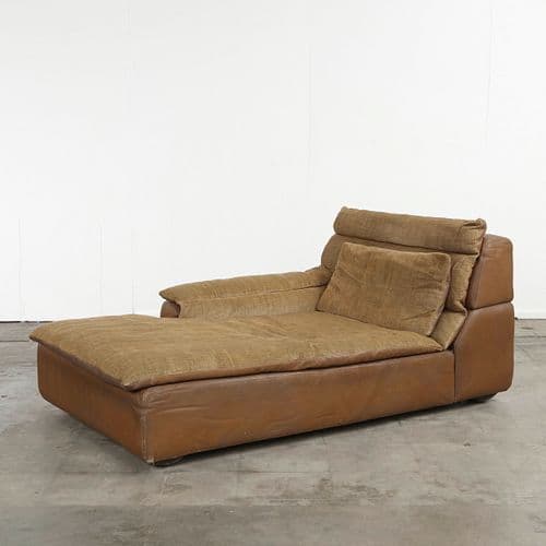 Rossi Di Albizzate, Suede Leather Daybed, 1960s