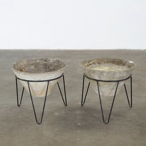 Willy Guhl, Pair of Small Conical Planter on Stands, Switzerland, 1960s
