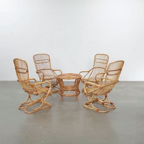 Tito Agnoli, Set of Four Rattan Armchairs with Matching Coffee Table, Italy, 1960s