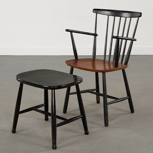 Ilmari Tapiovaara, Wood Chair with Matching Coffee Table, 1960s
