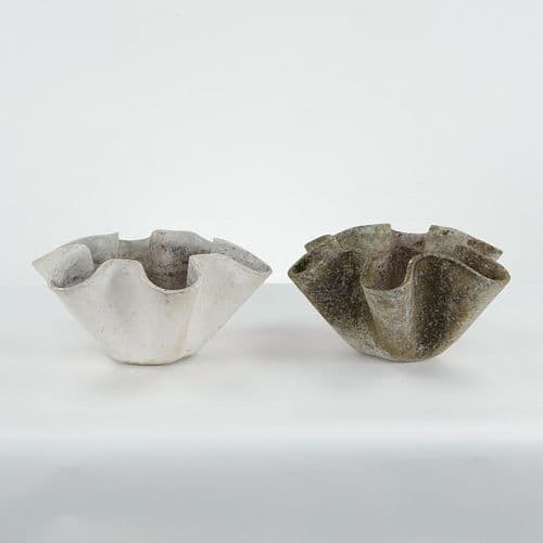 Willy Guhl, Pair of Small Clamshell Planters, 1960s