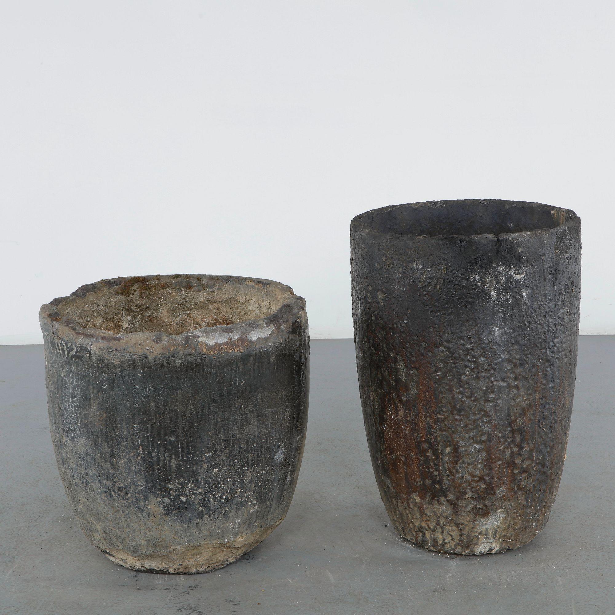 Pair of Medium Foundry Crucible Planters, 1960s