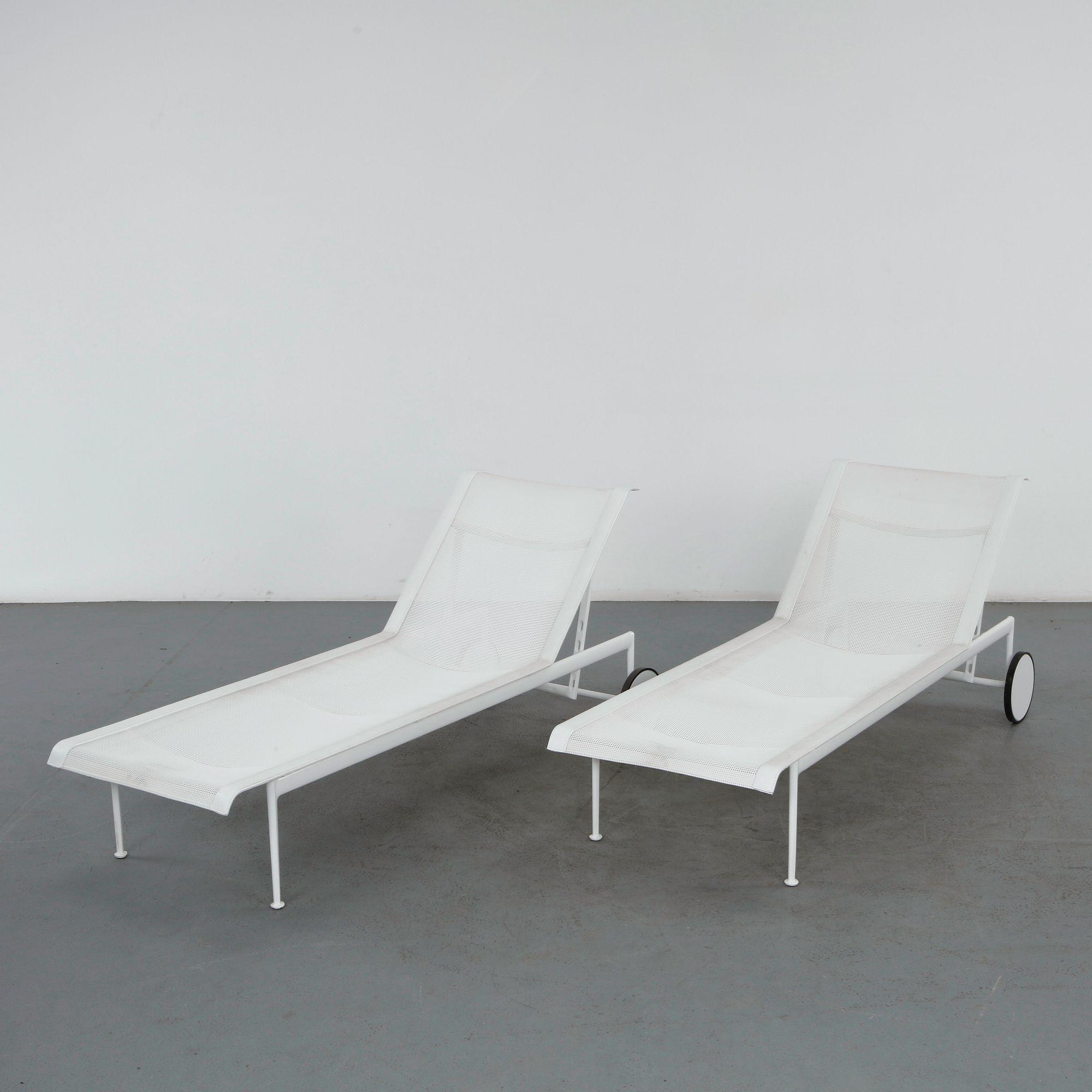 Richard Schultz for Knoll, Pair of 1966 Collection Outdoor Adjustable Chaises
