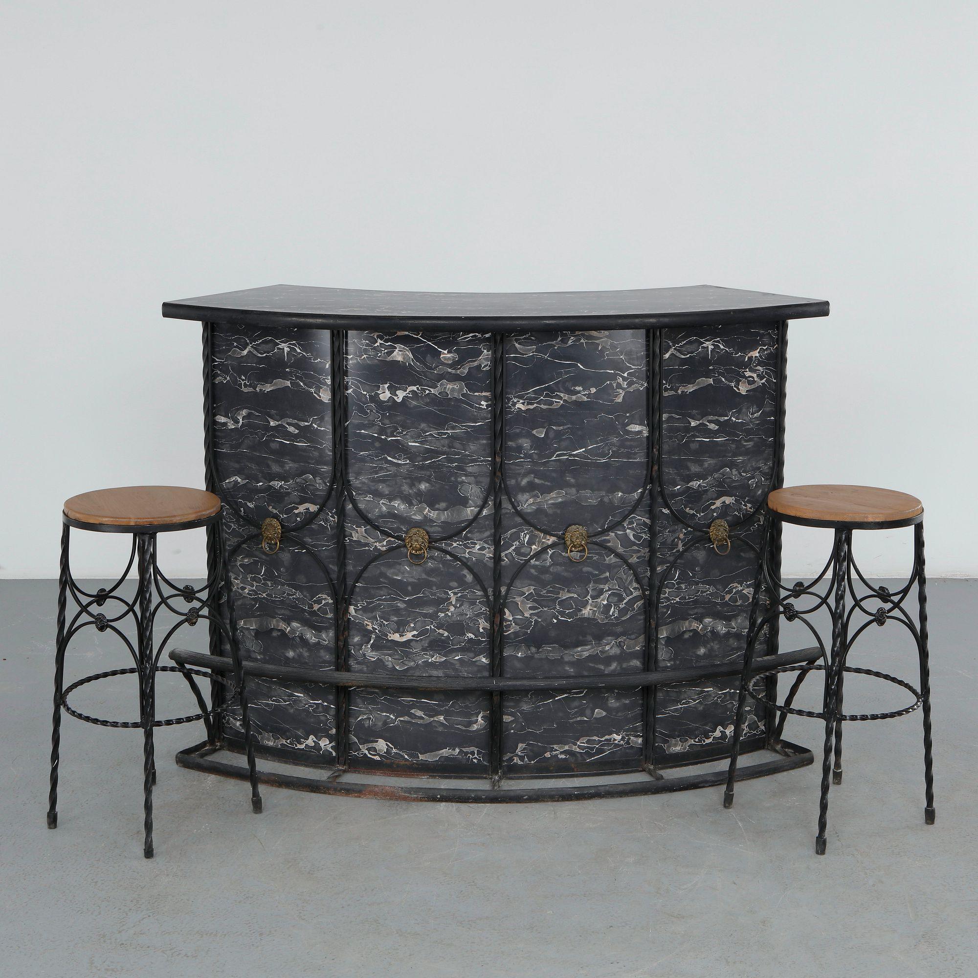 Hollywood Regency Curved Bar with Matching Stools, 1970s