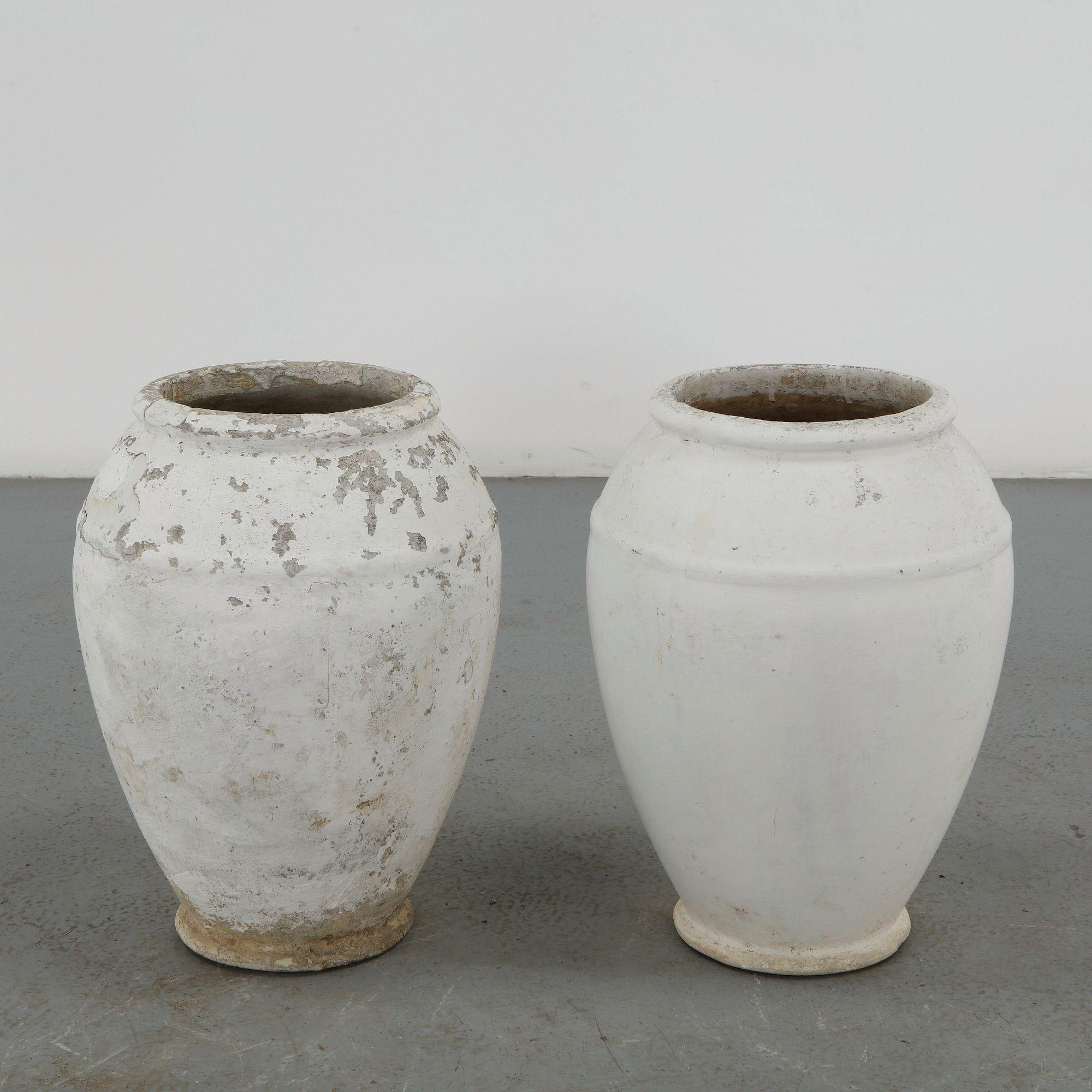 Willy Guhl, Pair of Urn Planters, 1960s