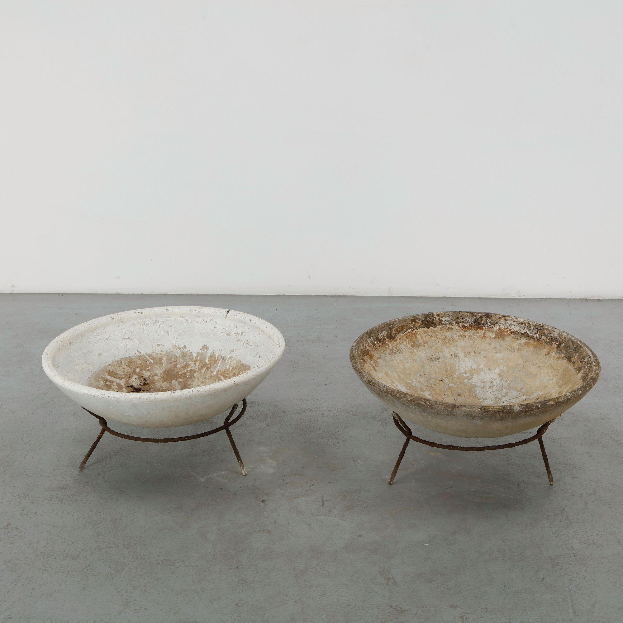 Willy Guhl, Pair of Bowl Planters on Metal Stands, 1960s