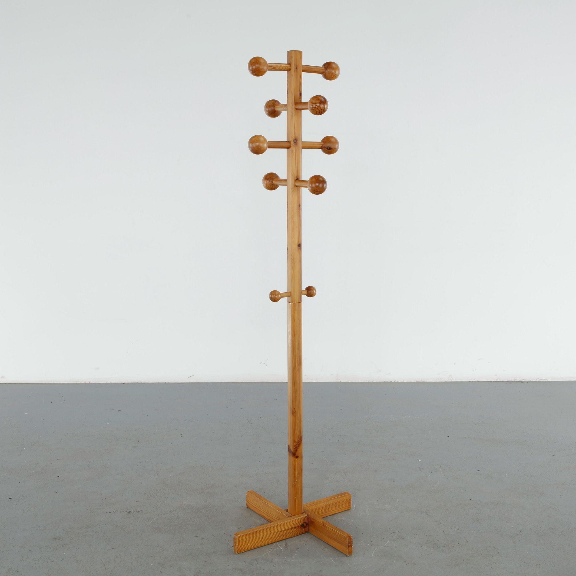 Charlotte Perriand for Les Arcs 1600, Pine Coat Stand, 1960s