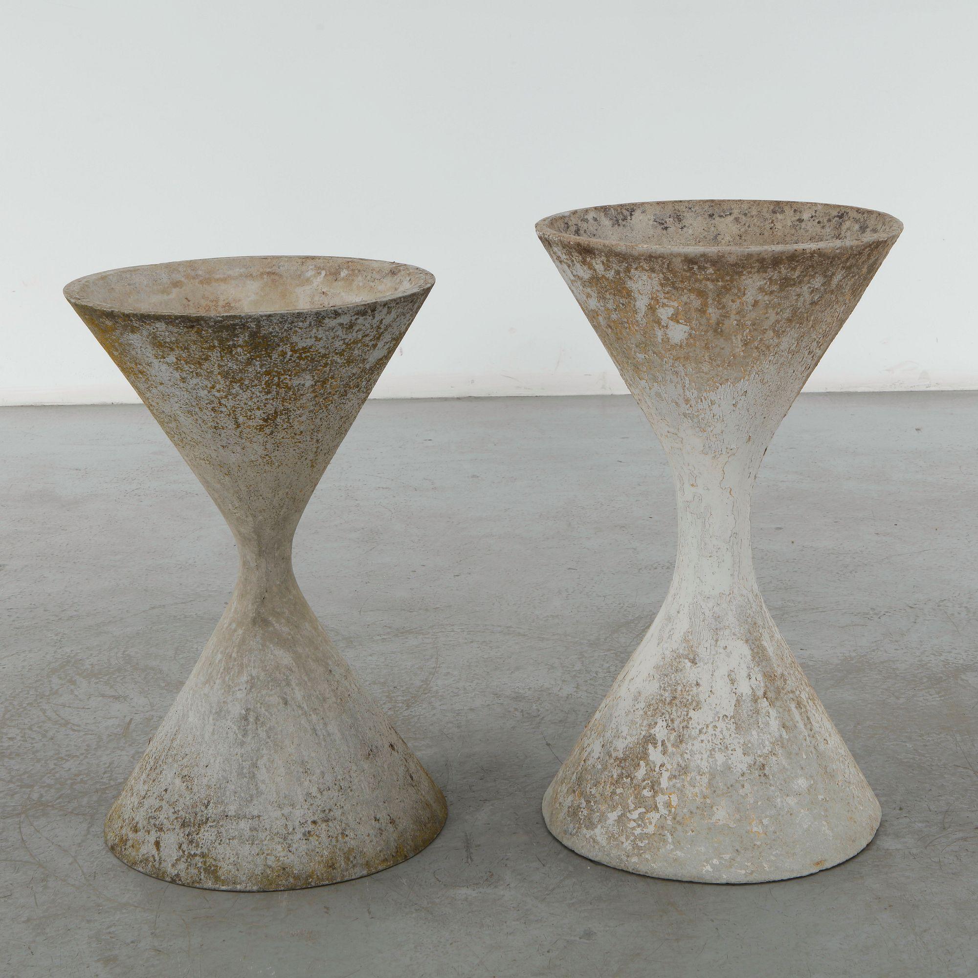 Willy Guhl, Pair of Small Diabolo Planters, 1960s