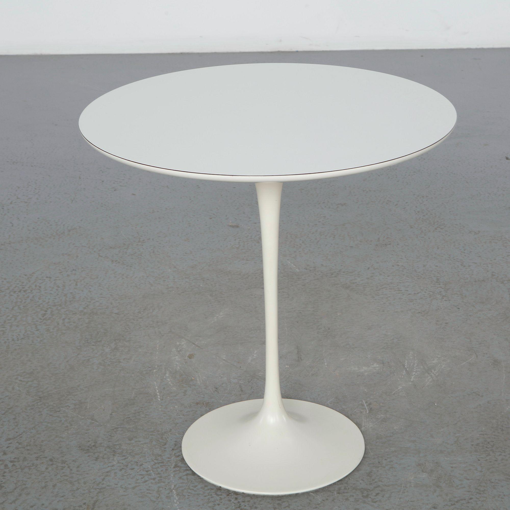 Eero Saarinen for Knoll, Tulip Side Table, 1960s