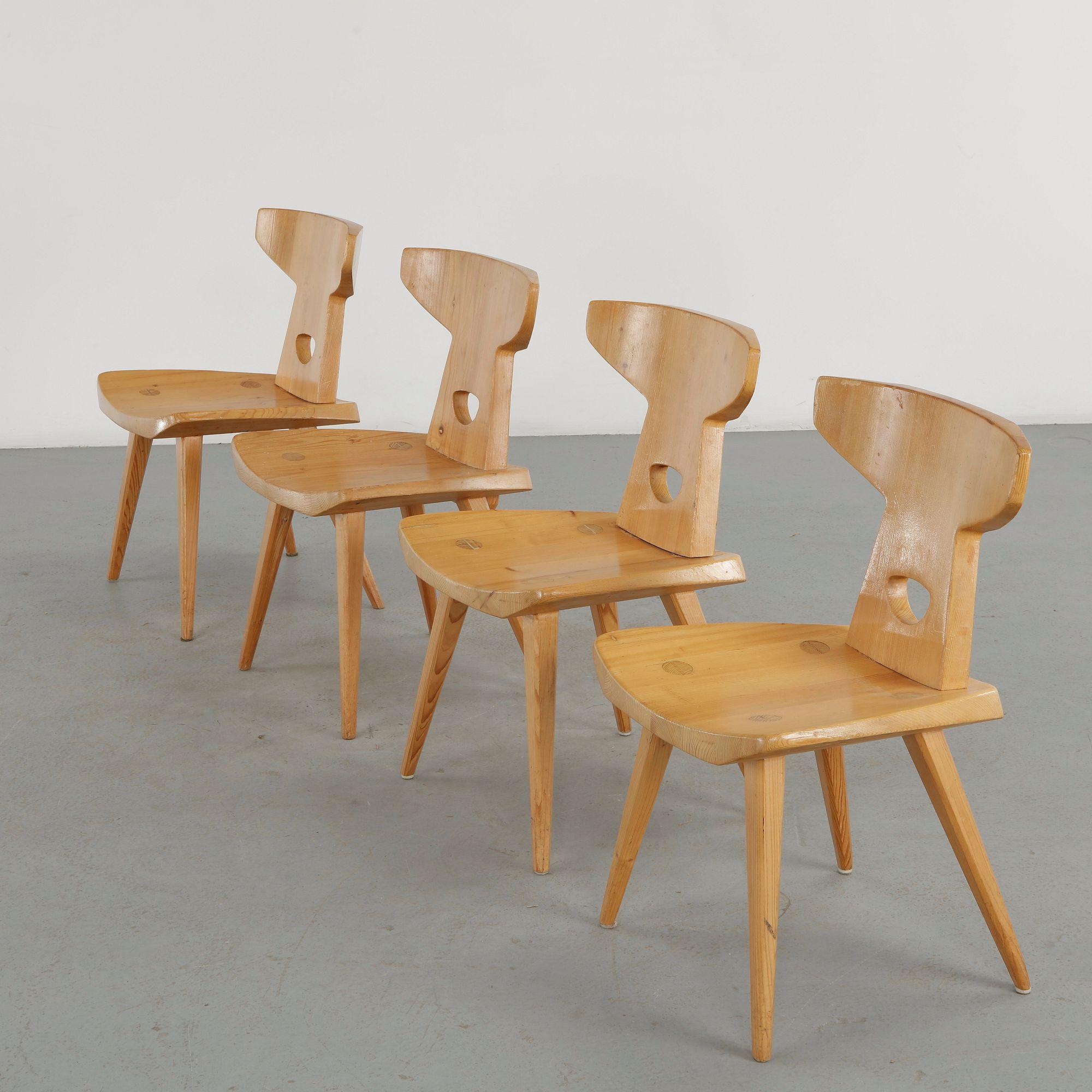 Jacob Kielland Brandt, Set of Four Dining Chairs in Solid Pine, Denmark, 1960s