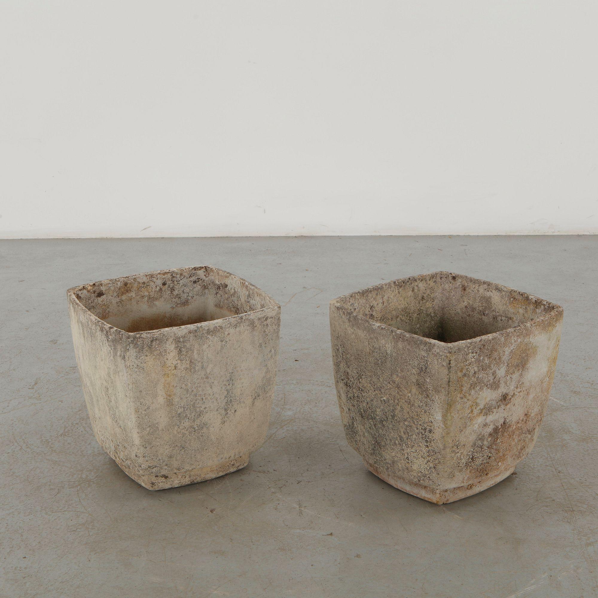 Willy Guhl, Pair of Square Concrete Planters, Switzerland, 1960s