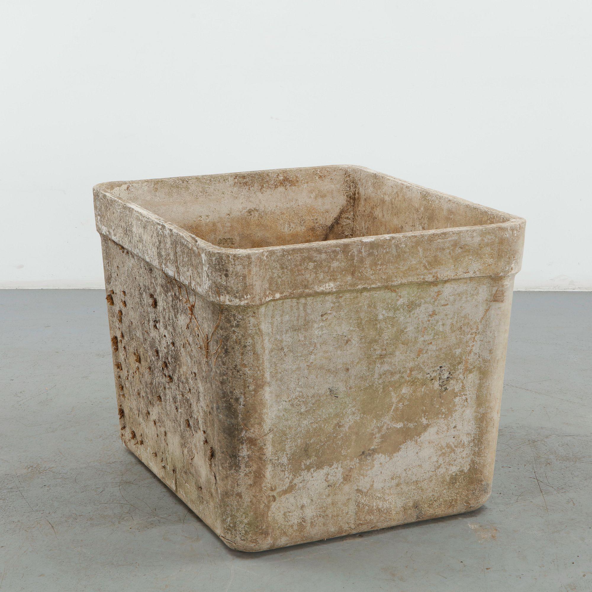 Willy Guhl, Monumental Square Planter, 1960s