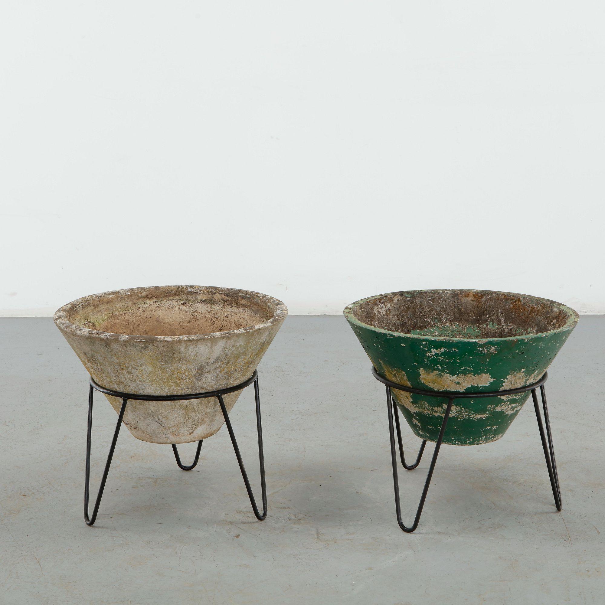 Willy Guhl, Pair of Conical Planters on Stands, 1960s