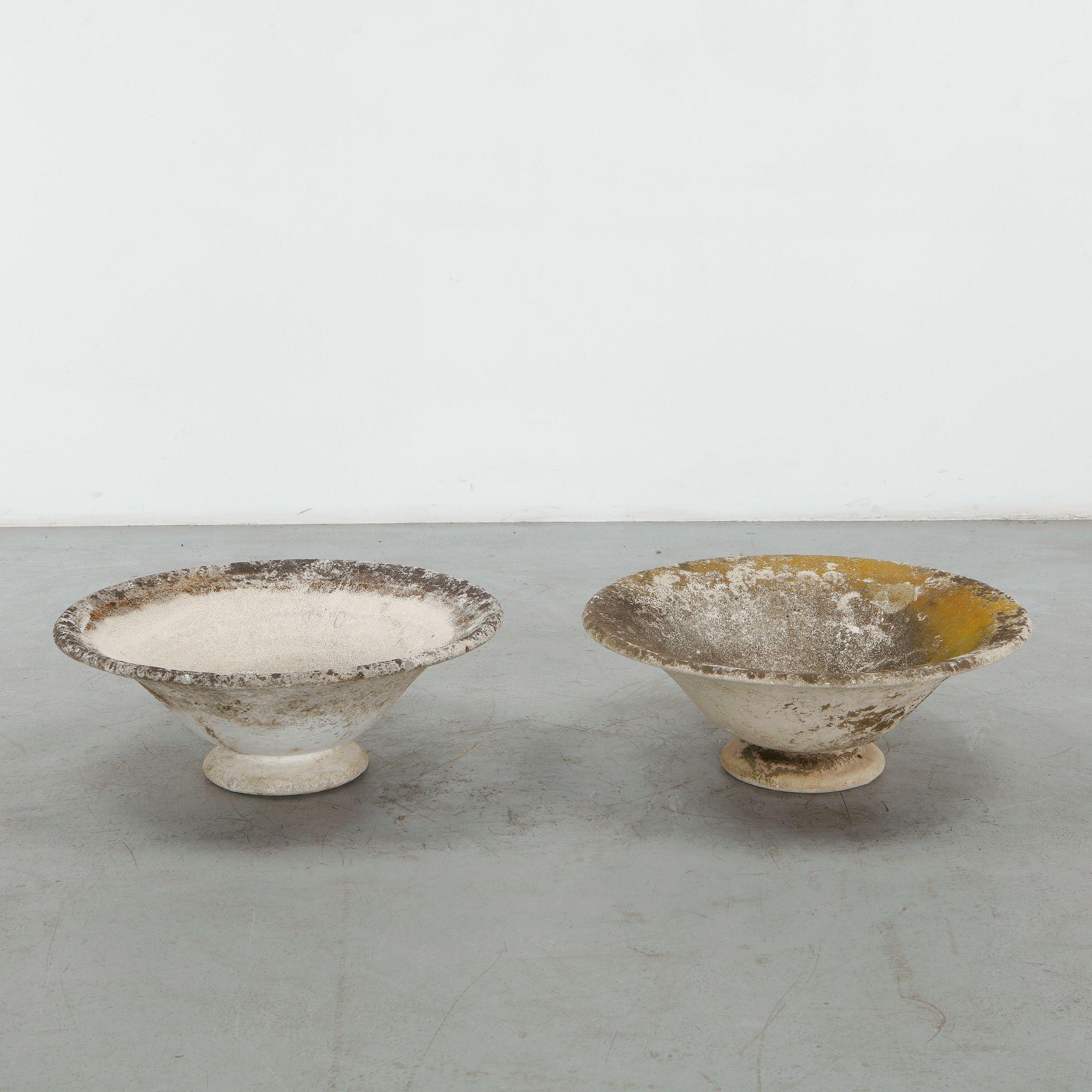 Grandon Fres, Pair of Round Concrete Planters on Stands, 1960s