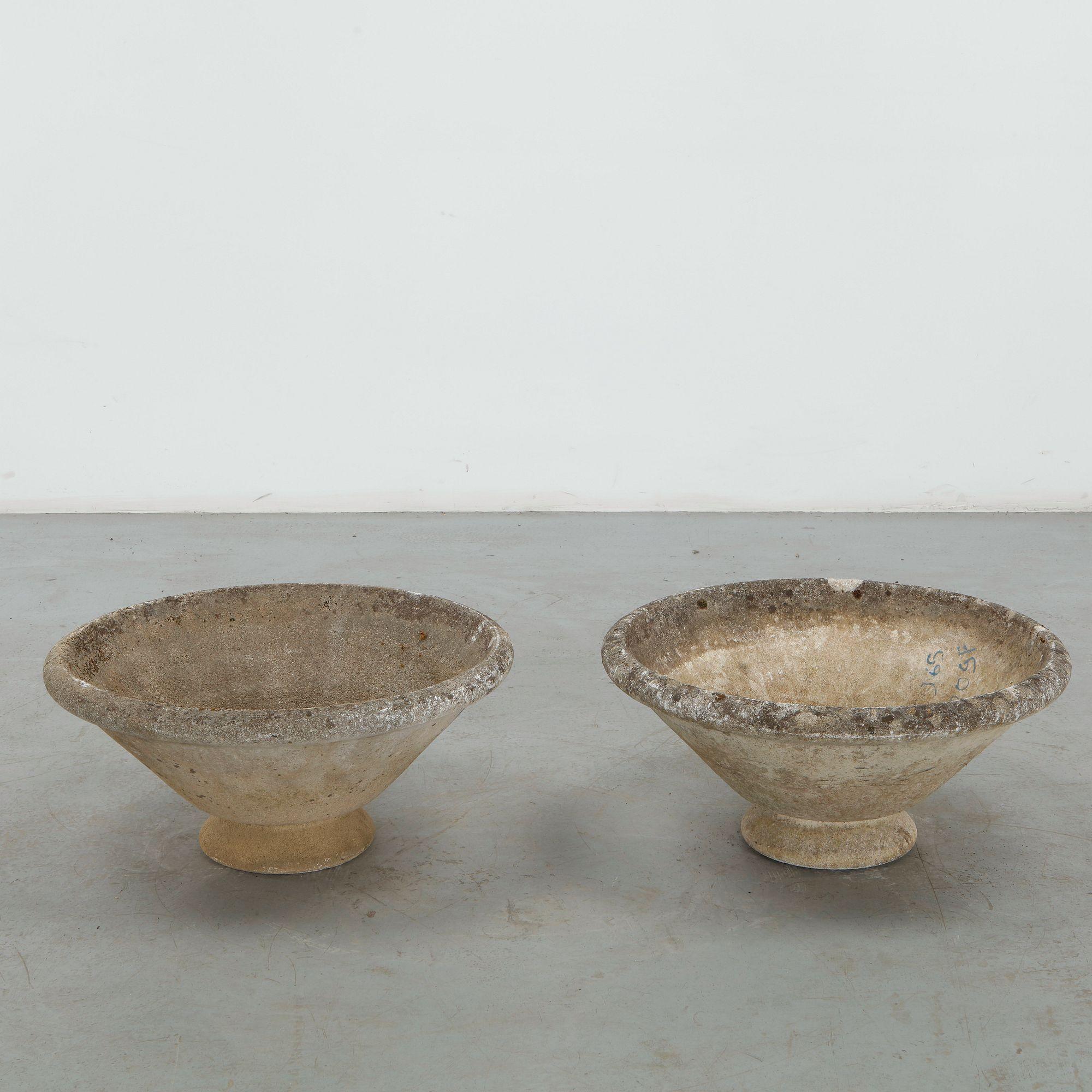 Grandon Fres, Pair of Round Planter on Stand, 1960s