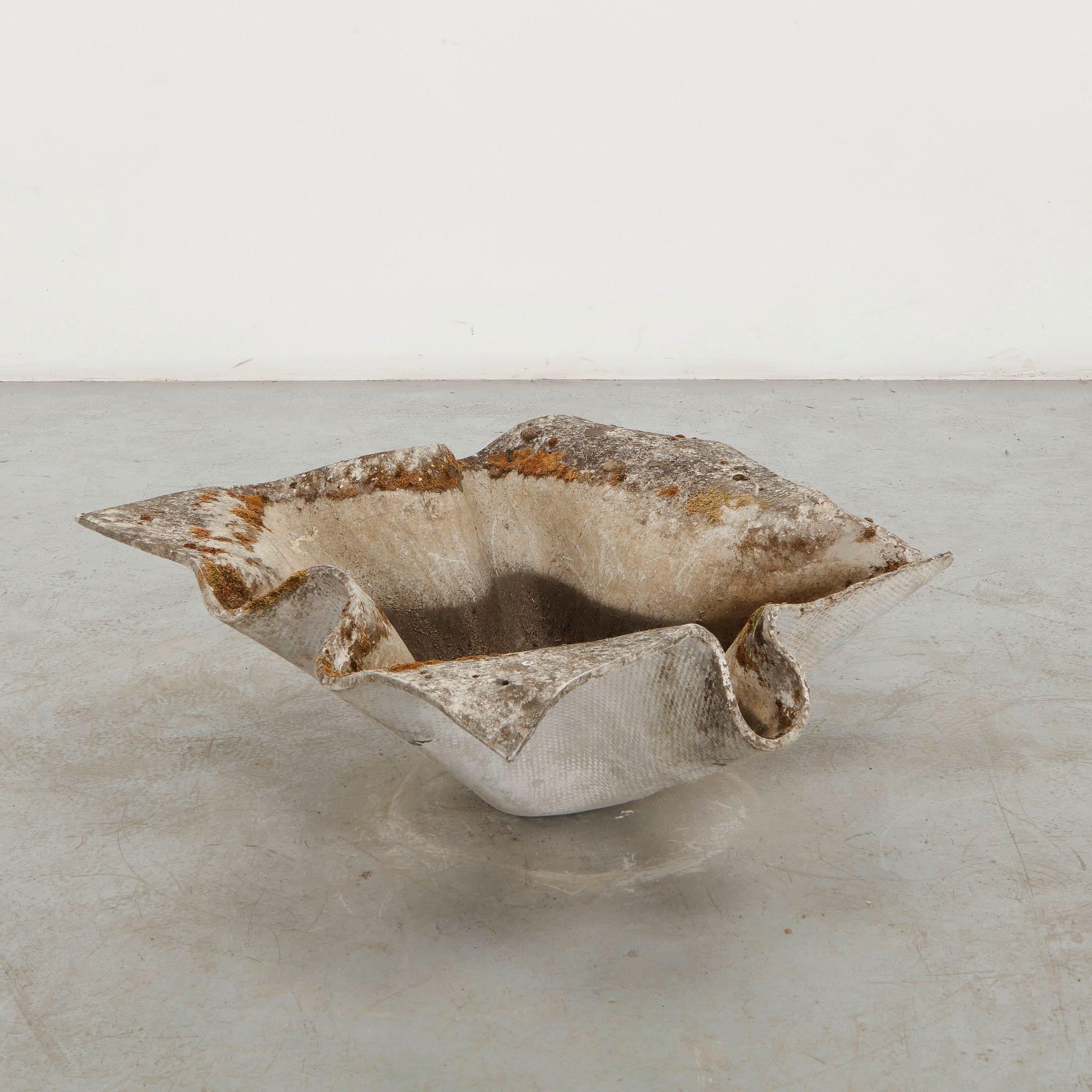 Willy Guhl, Large Elephant Ear Planter, 1960s