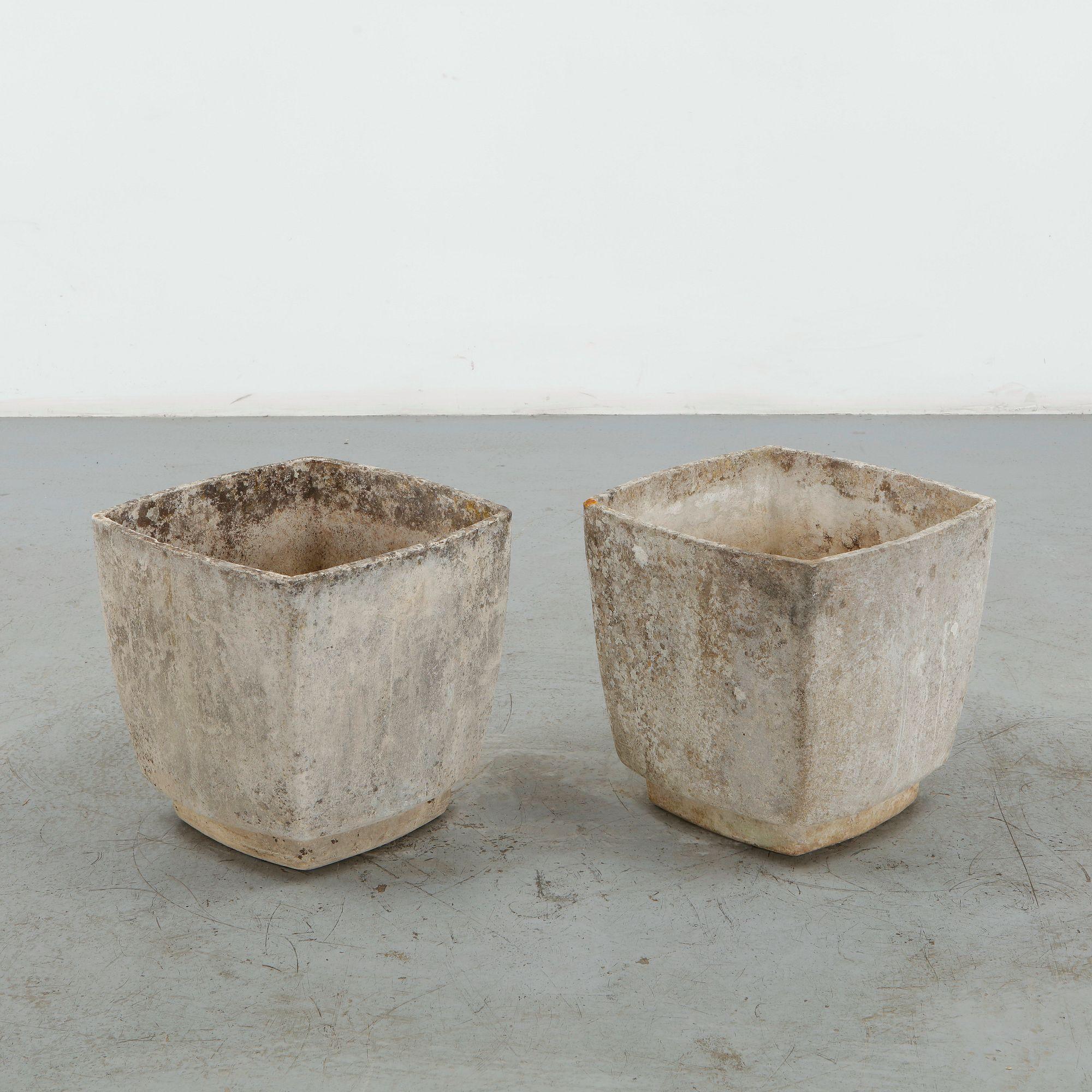 Willy Guhl, Pair of Rectangular Concrete Planters, 1960s