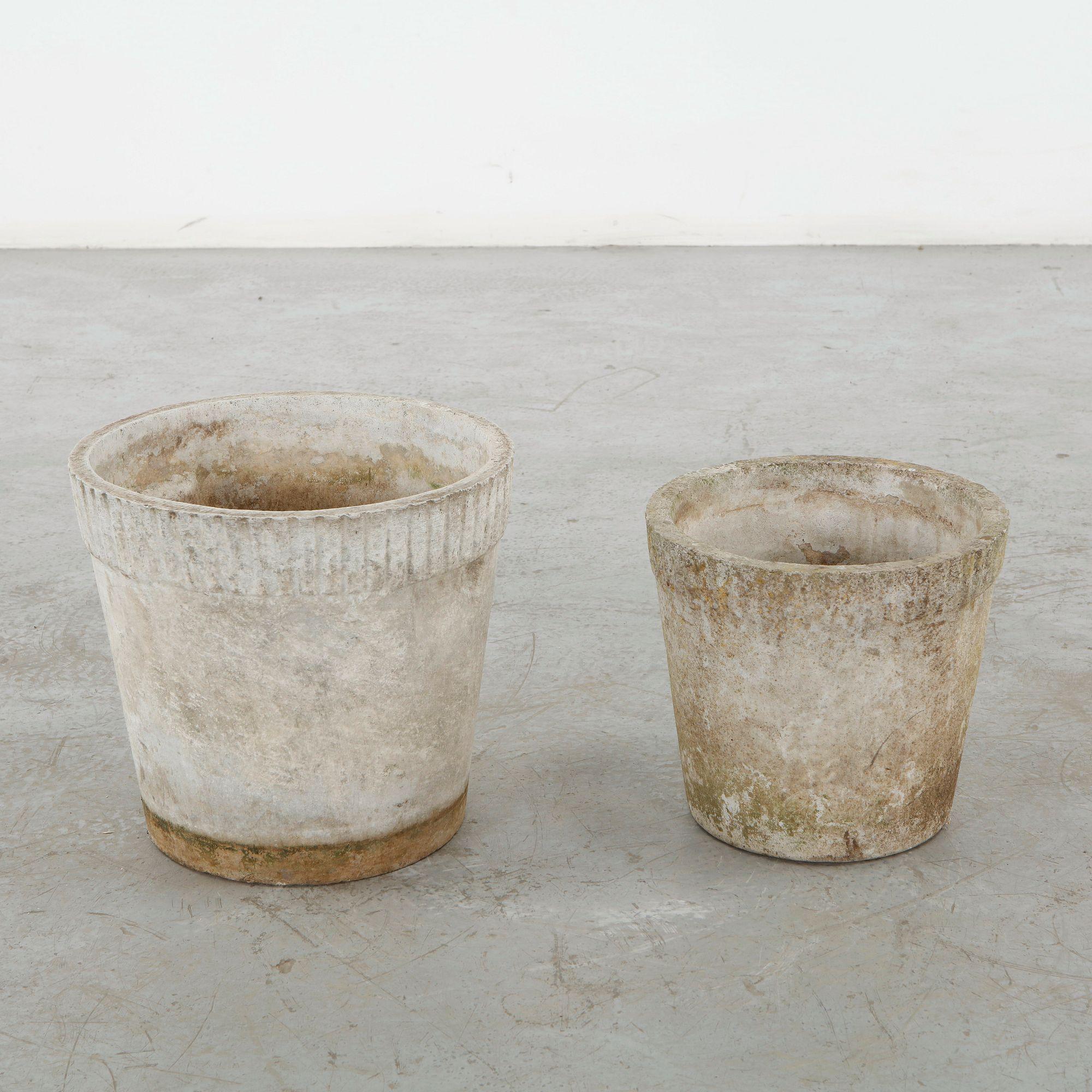 Willy Guhl, Pair of Round Planters, 1960s