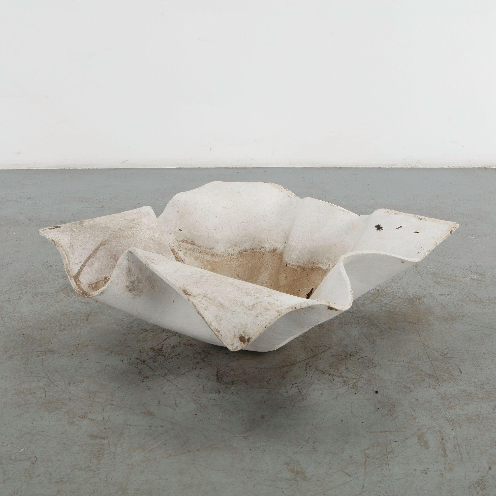 Willy Guhl large elephant ear planter in fiber cement with mossy weathered surface and factory drilled drainage holes
