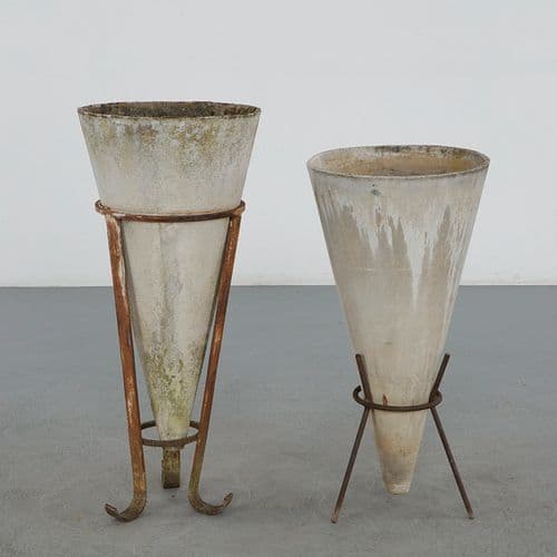 Willy Guhl, Pair of Conical Planters on Metal Stands, 1960s