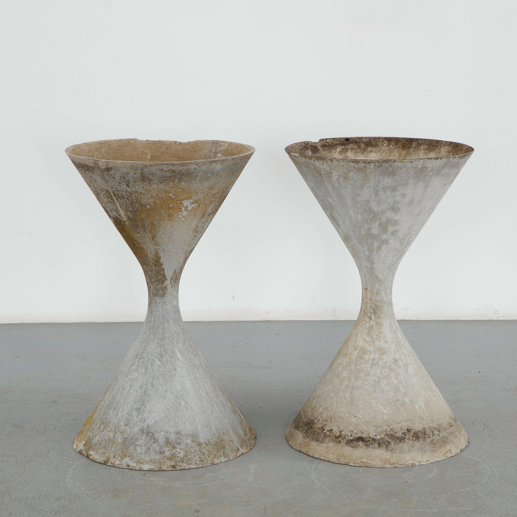 Willy Guhl, Pair of Large Diabolo Planters, 1960s
