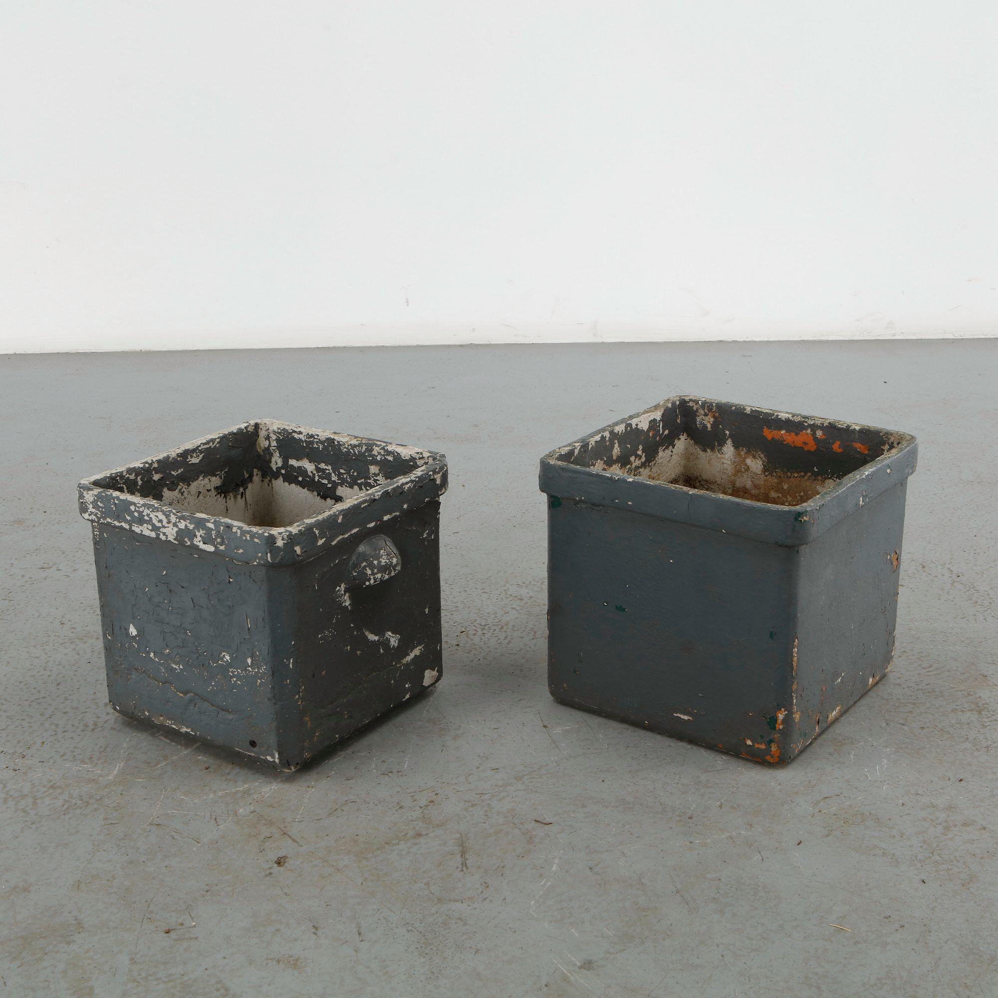 Willy Guhl, Pair of Square Grey Planters, 1960s