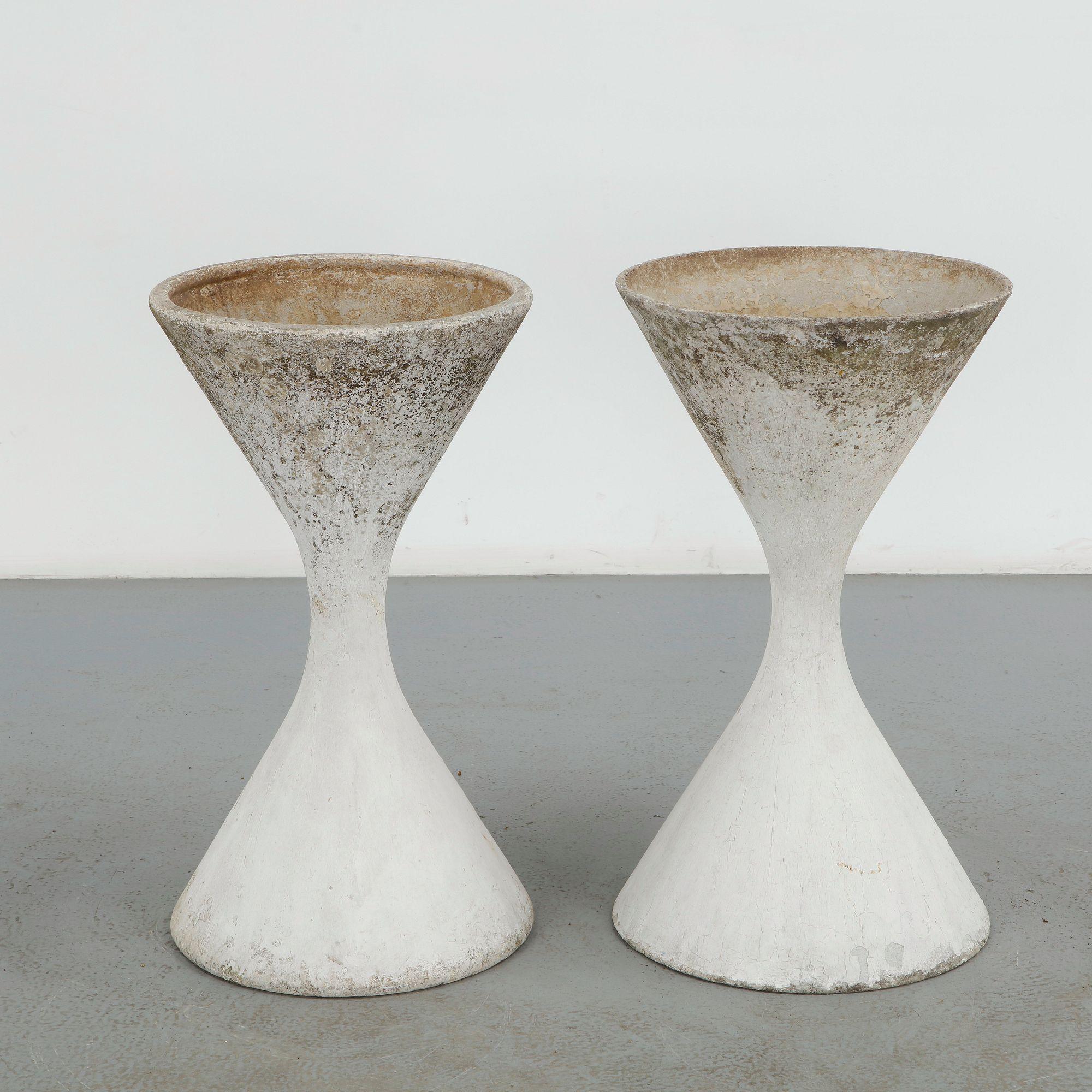 Willy Guhl, Pair of Medium Diabolo Planters, 1960s