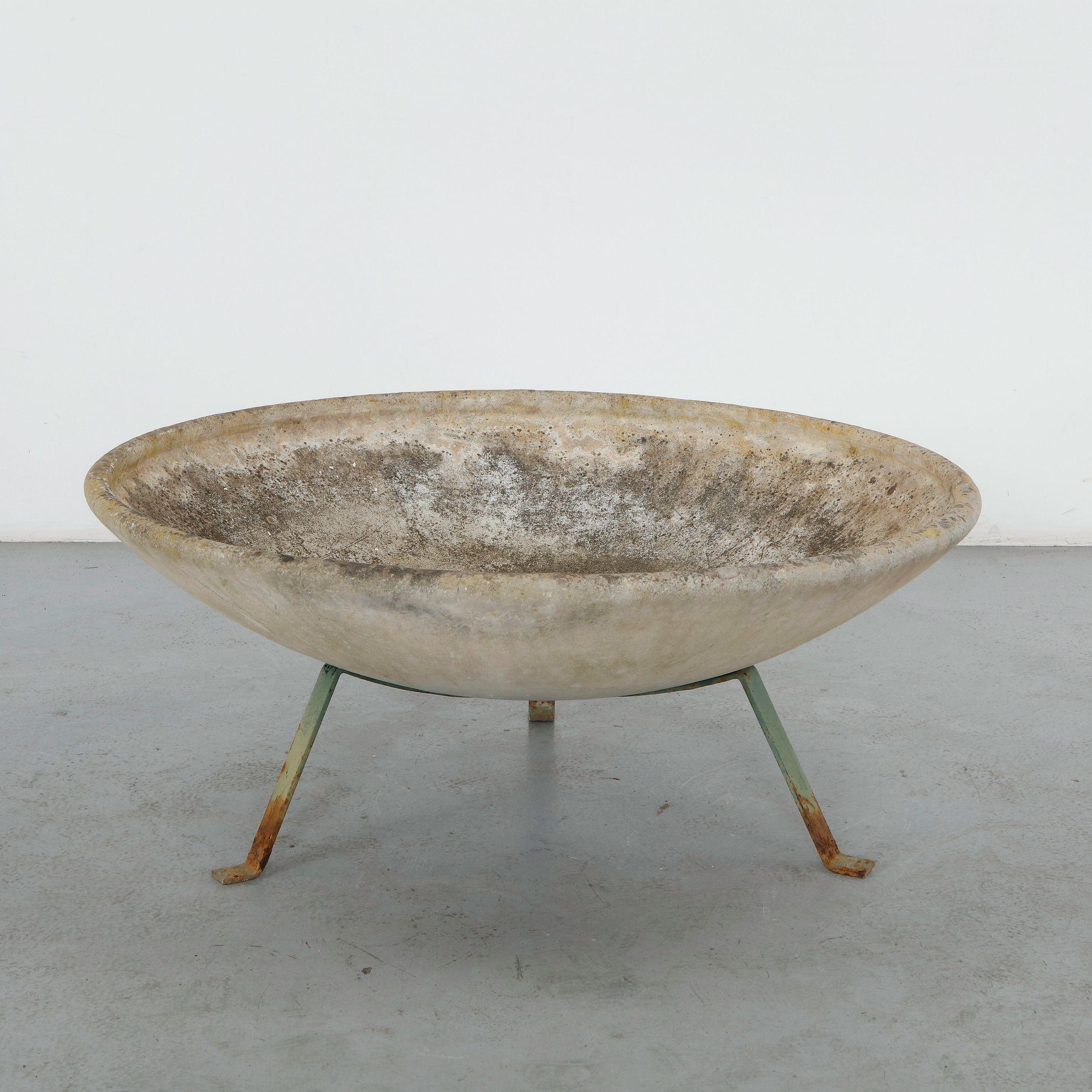 Willy Guhl, Large Bowl Planter on Metal Stand, 1960s