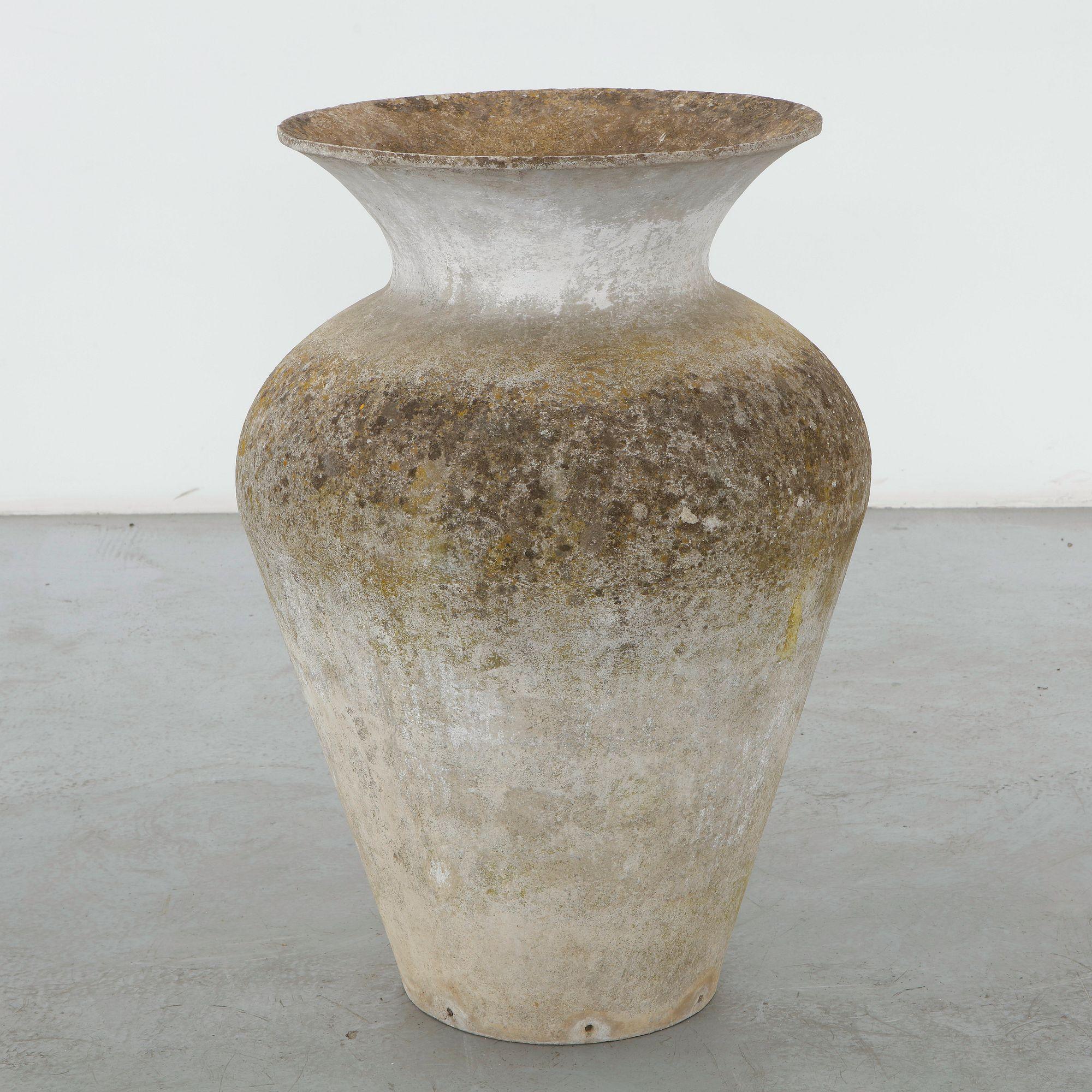 Willy Guhl, Monumental Jar Planter, 1960s