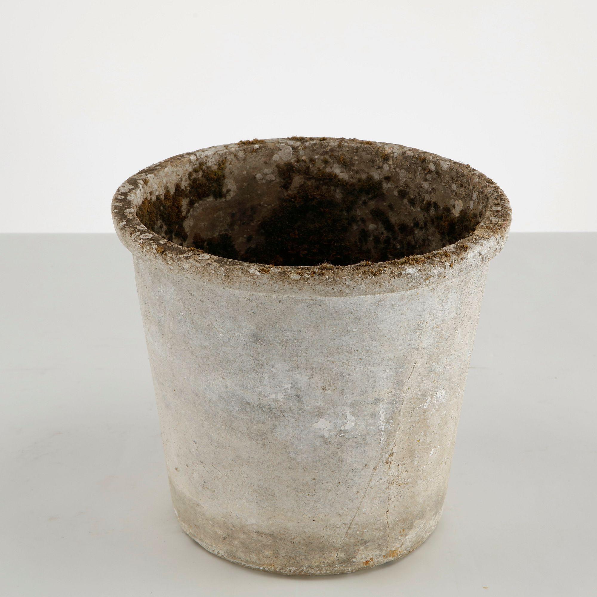 Willy Guhl, Small Round Planter, 1960s