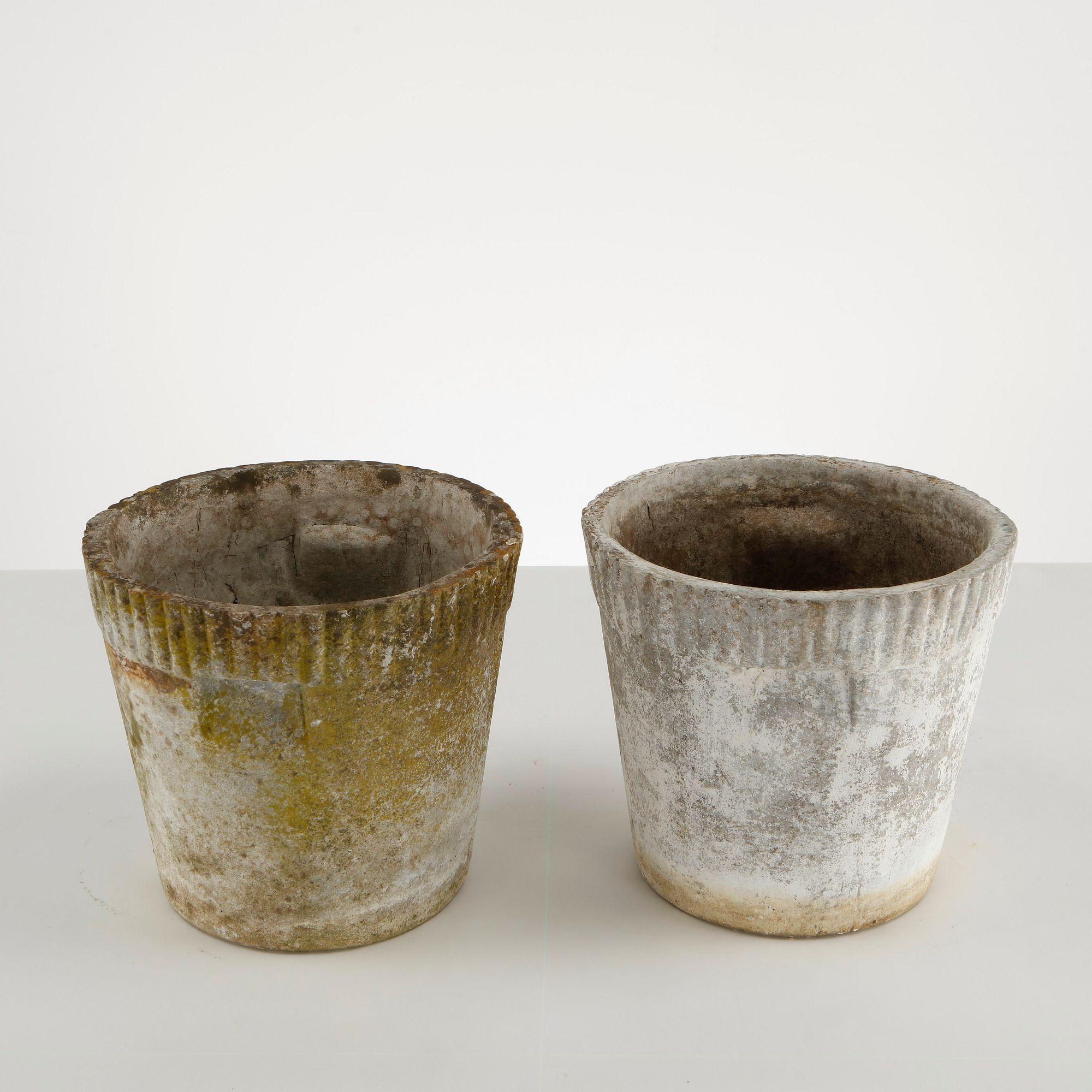 Willy Guhl, Pair of Small Round Planters, 1960s