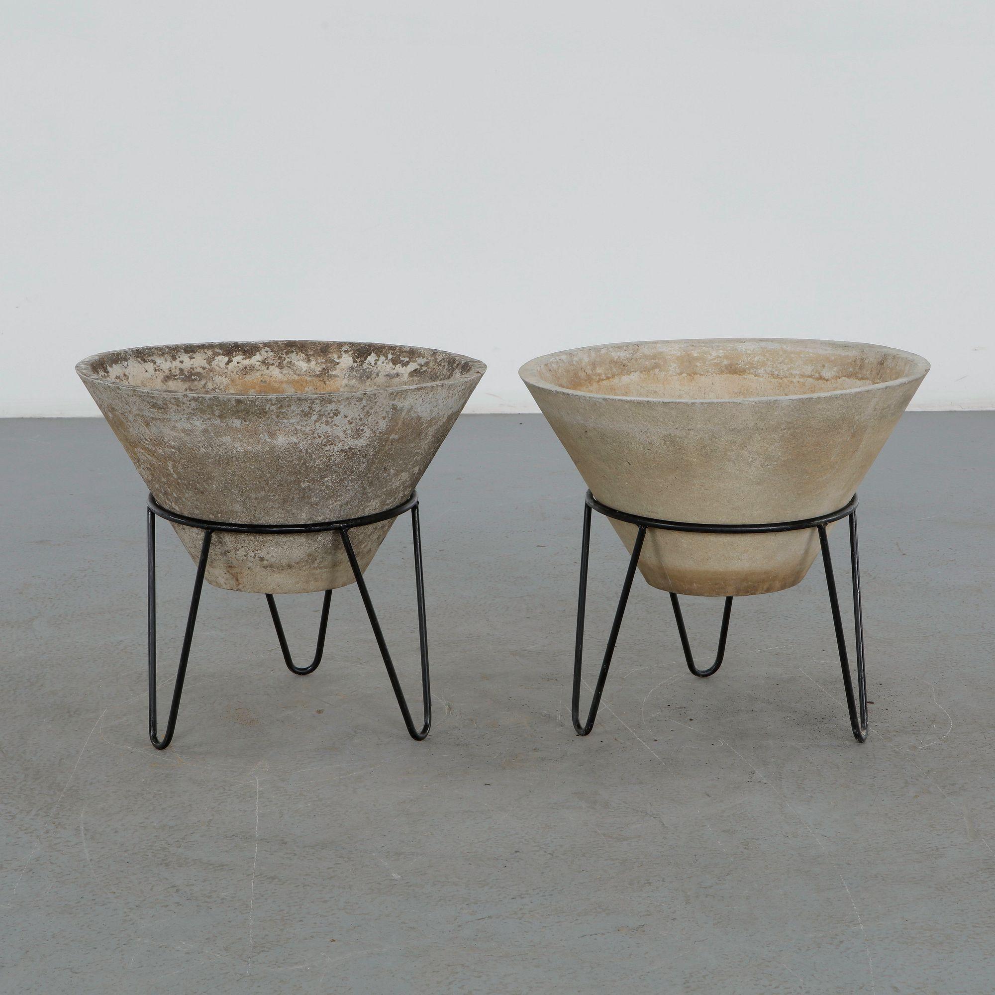 Willy Guhl, Pair of Conical Planters on Stands, 1960s