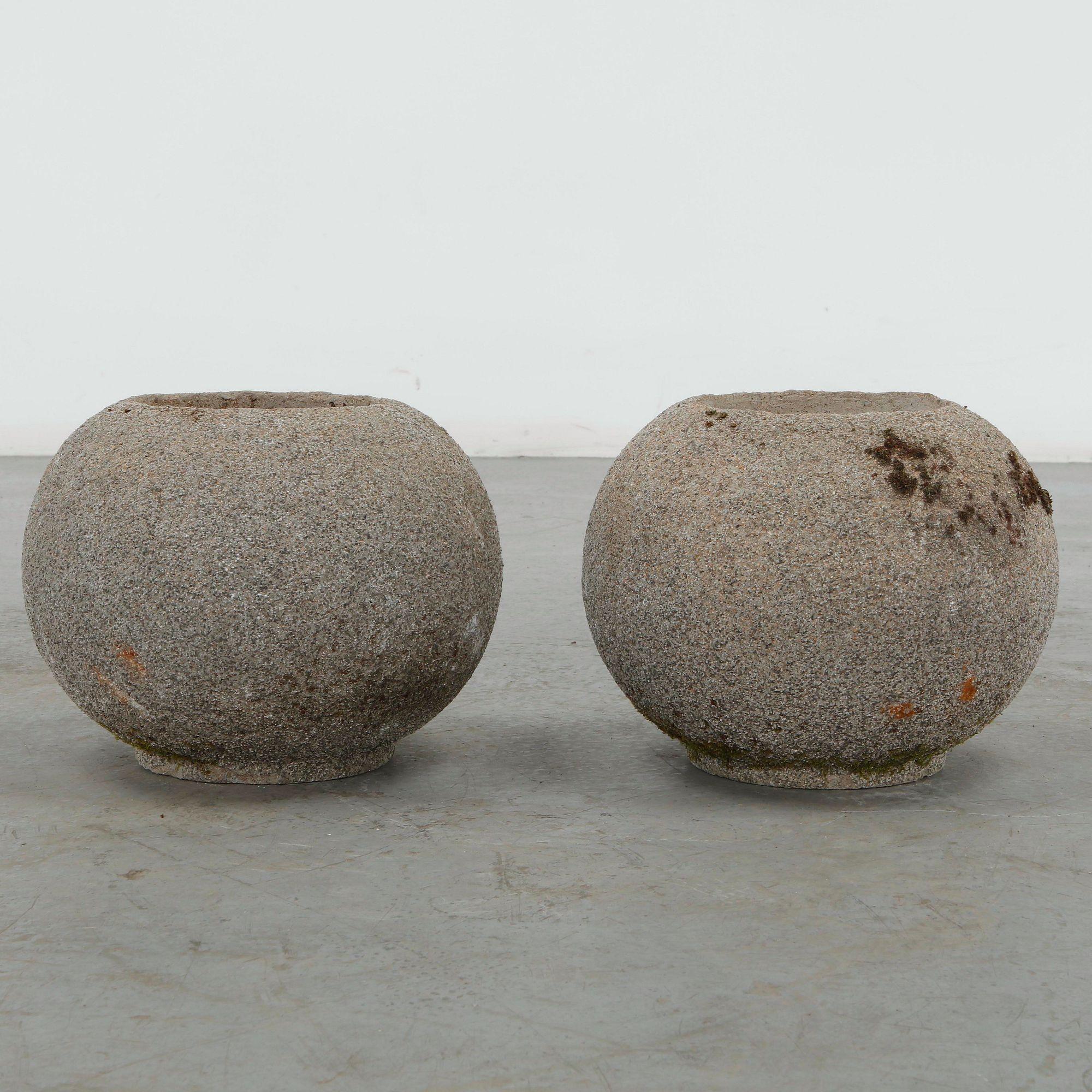 Grandon Fres, Pair of Small Spherical Cast Stone Planters, 1960s