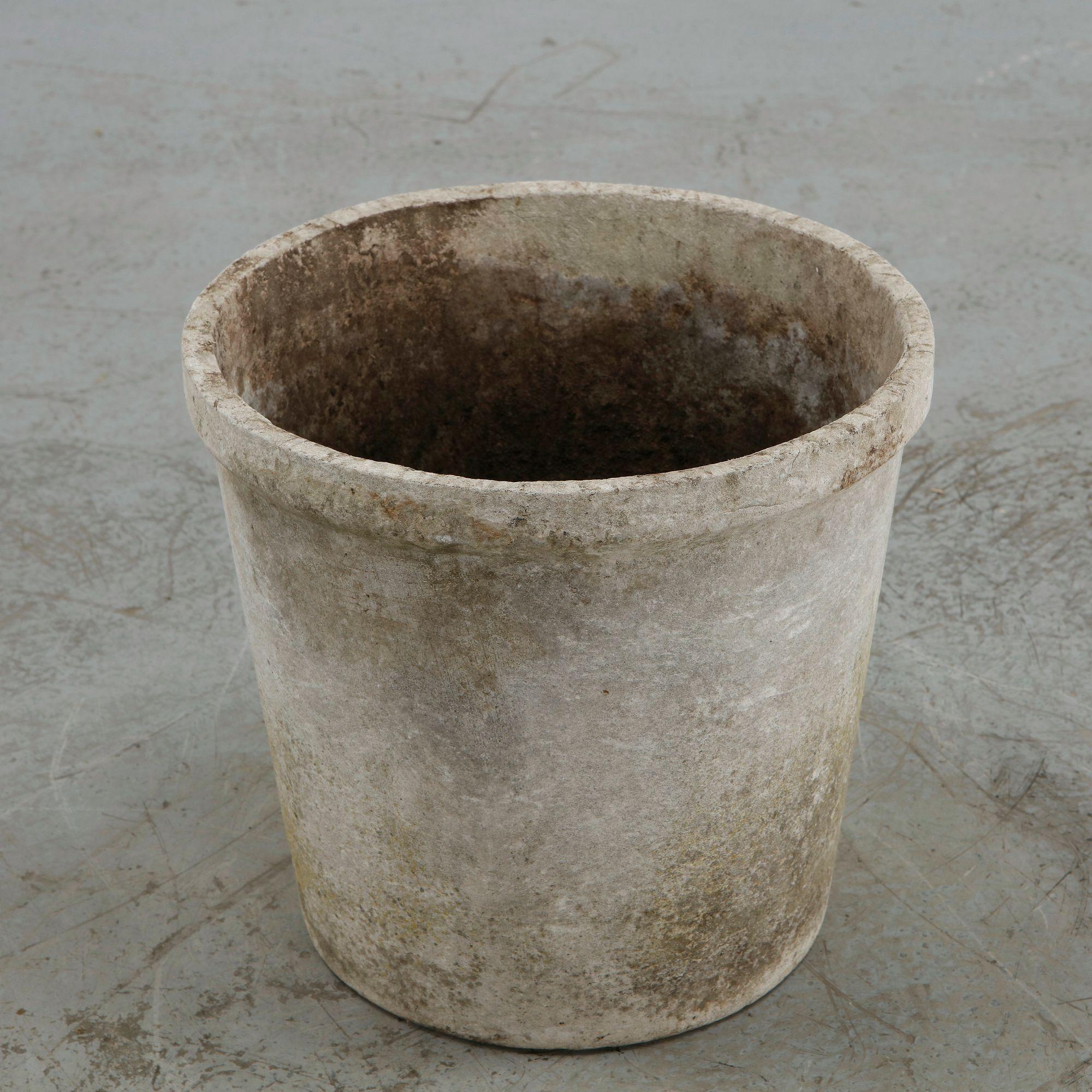Willy Guhl, Round Planter, 1960s