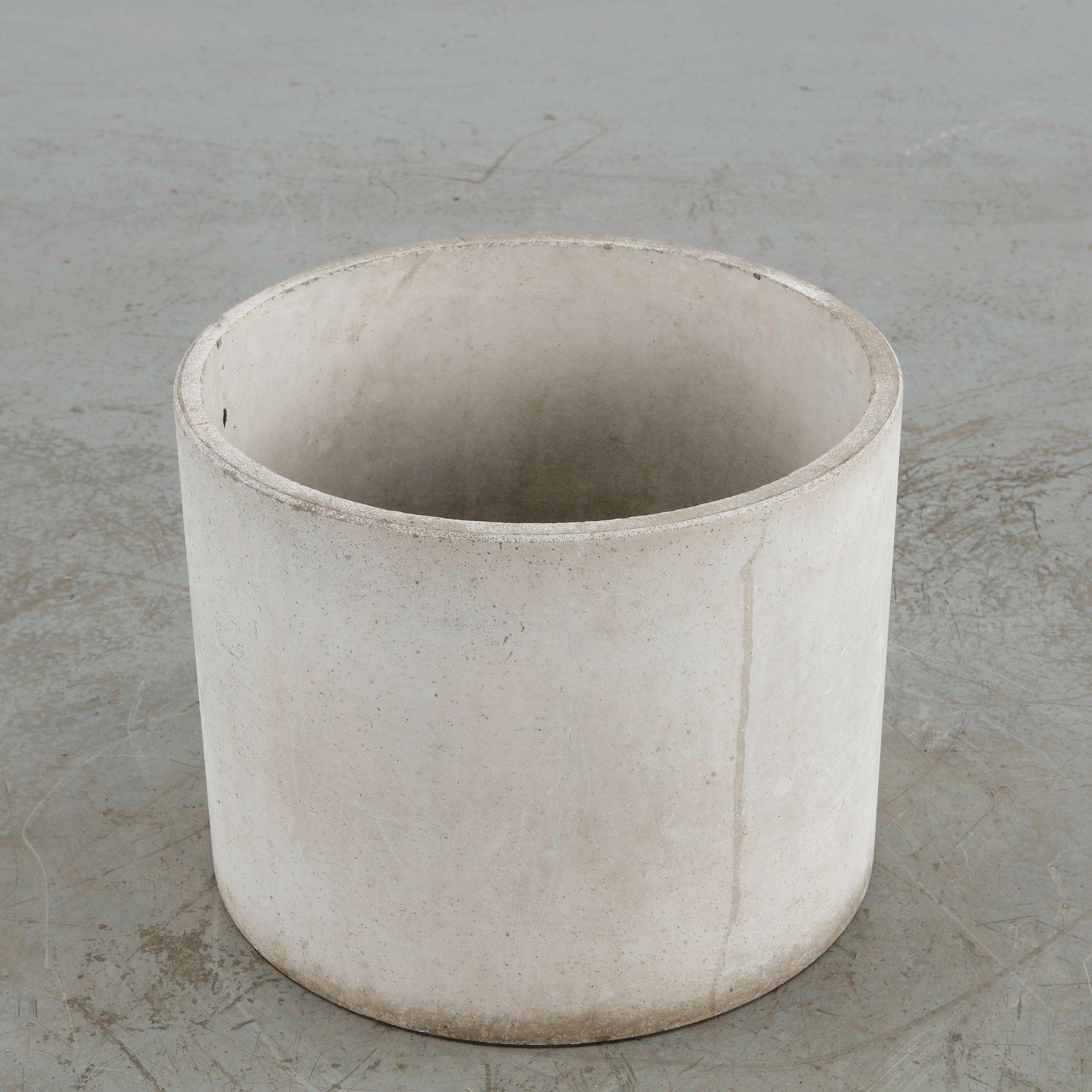 Willy Guhl, Round Planter, 1960s